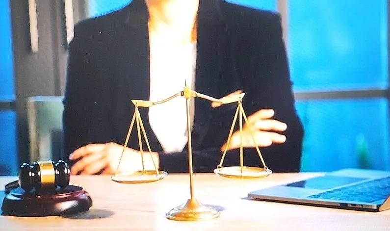보이스피싱 사기방조 가담 나도 모르게 도와줬다면? 형사법전문변호사 전화 상담