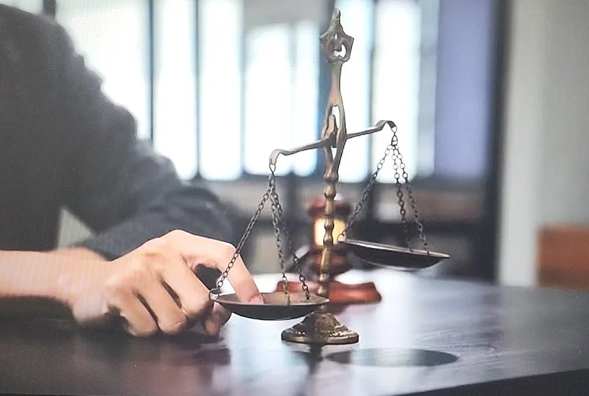 불법촬영 현행범 체포요건 혐의를 받고 있는 상황에서 확인해야 할 부분은
