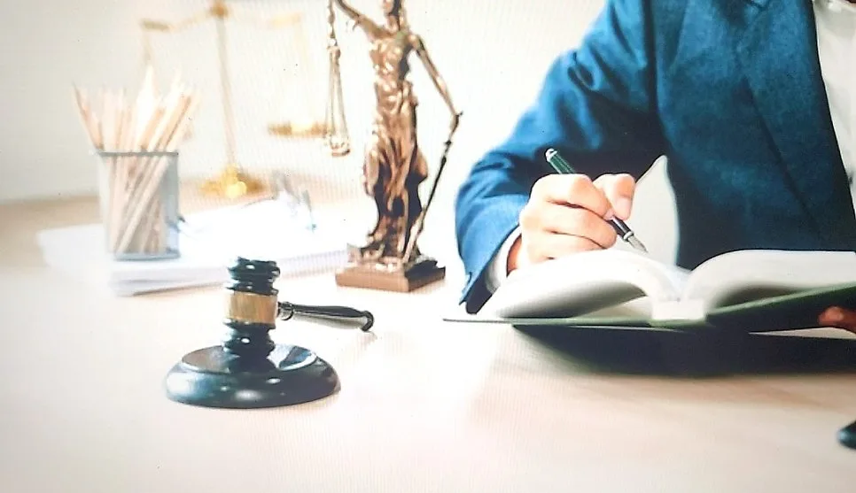 불송치 이의신청 가해자의 정당한 처벌을 위해서, 형사법전문변호사 야간 상담