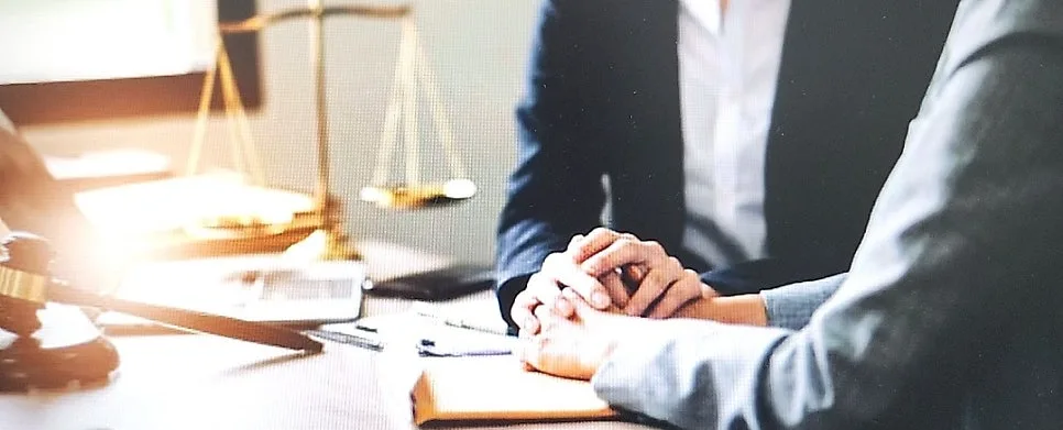 보이스피싱 현금수거책 억울하게 범죄자로 몰리셨나요? 형사사건전문변호사 공휴일 상담