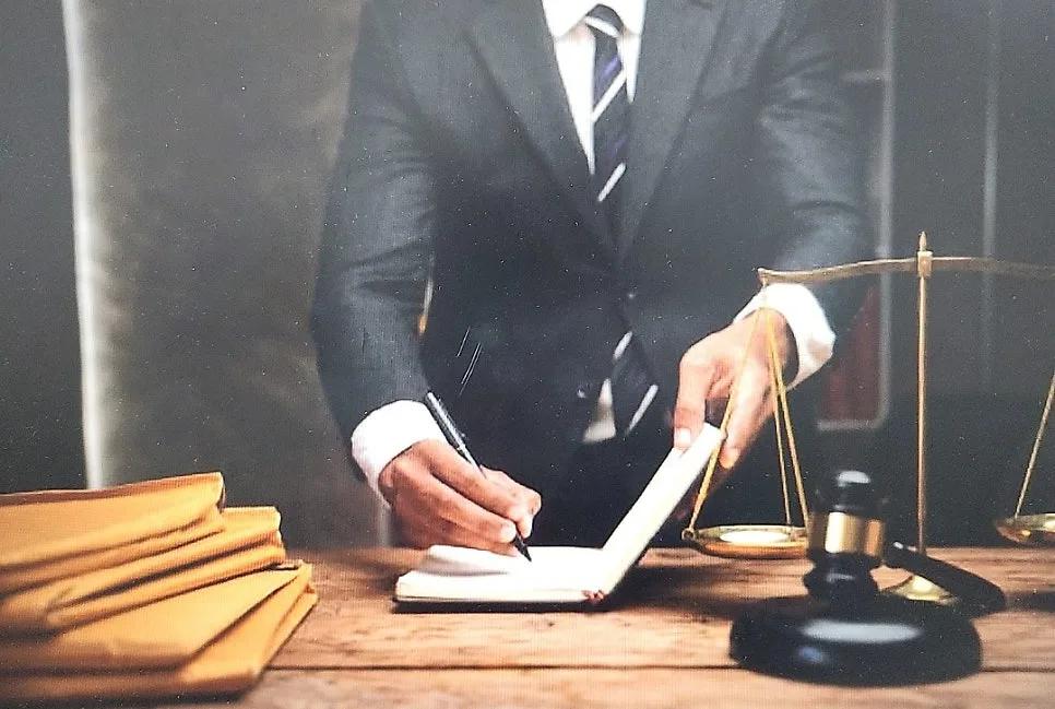 보이스피싱 현금수거책 억울하게 범죄자로 몰리셨나요? 형사사건전문변호사 공휴일 상담