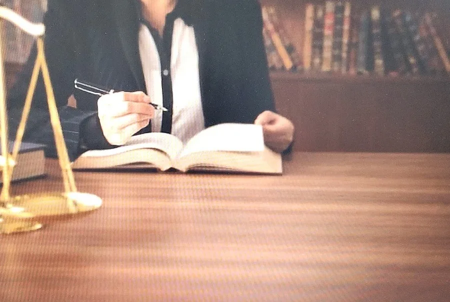 몰카범 합의 제안을 수락할지 고민만 하고 계신가요? 서울형사법변호사 직접 상담