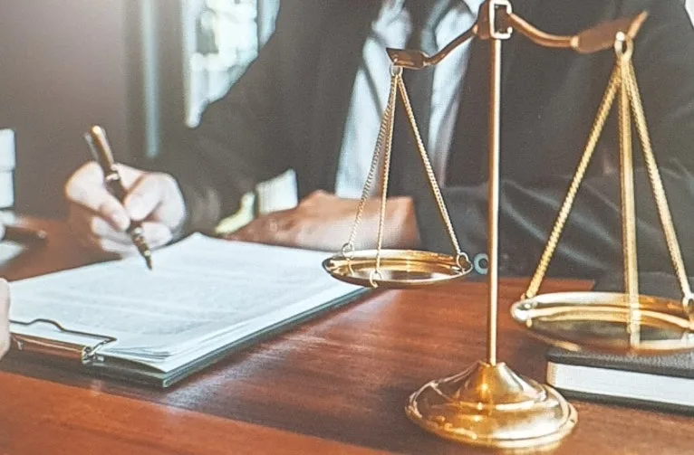 직업군인폭행 사건에 연루됐다면, 군형사변호사 법률 상담