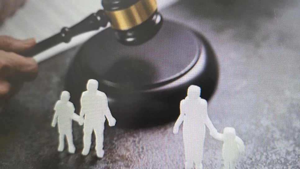 연락안되는 부부 이혼 공시송달을 통해, 논현역이혼변호사 전화 상담