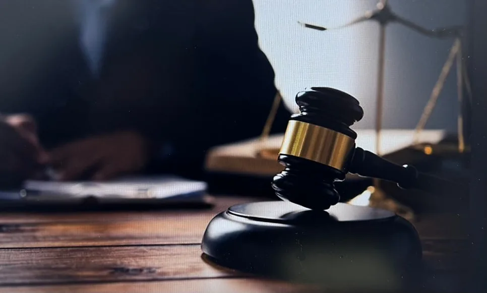 이혼 거부하는 배우자 상대하려면, 강남가사소송변호사 법률 상담