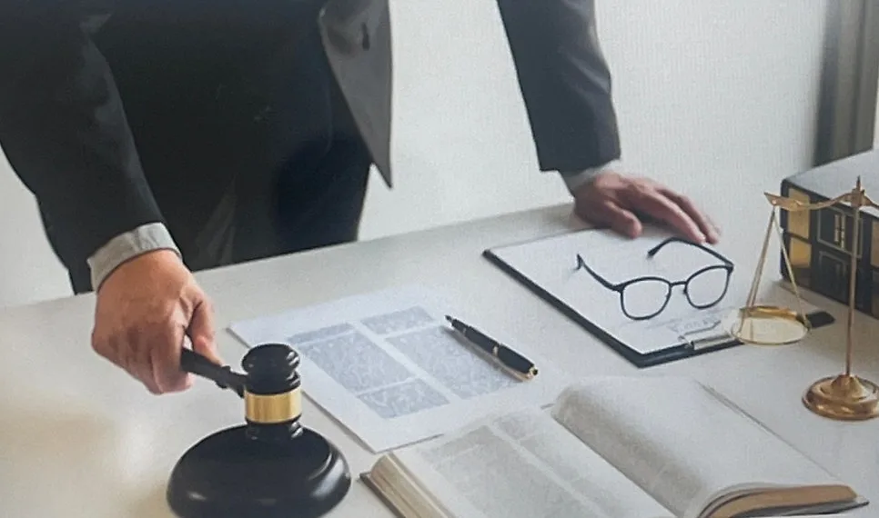 이혼소송항소변호사 성공 확률 올리는 전략은, 학동역 근처 법률사무소 전화 상담