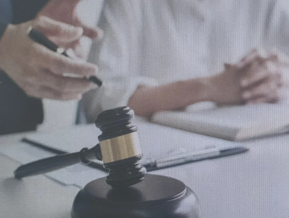 해외거주 귀국없이 이혼하려면, 압구정이혼소송변호사 문자 상담