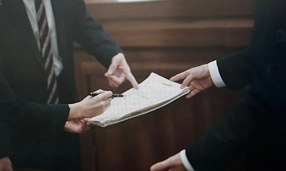 중년불륜외도이혼소송 위자료와 재산분할은 어떻게, 강남구 삼성동변호사사무실 방문 상담